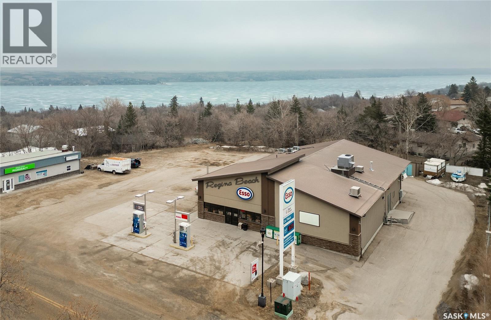 401 Centre Street, Regina Beach, Saskatchewan  S0G 4C0 - Photo 5 - SK032918