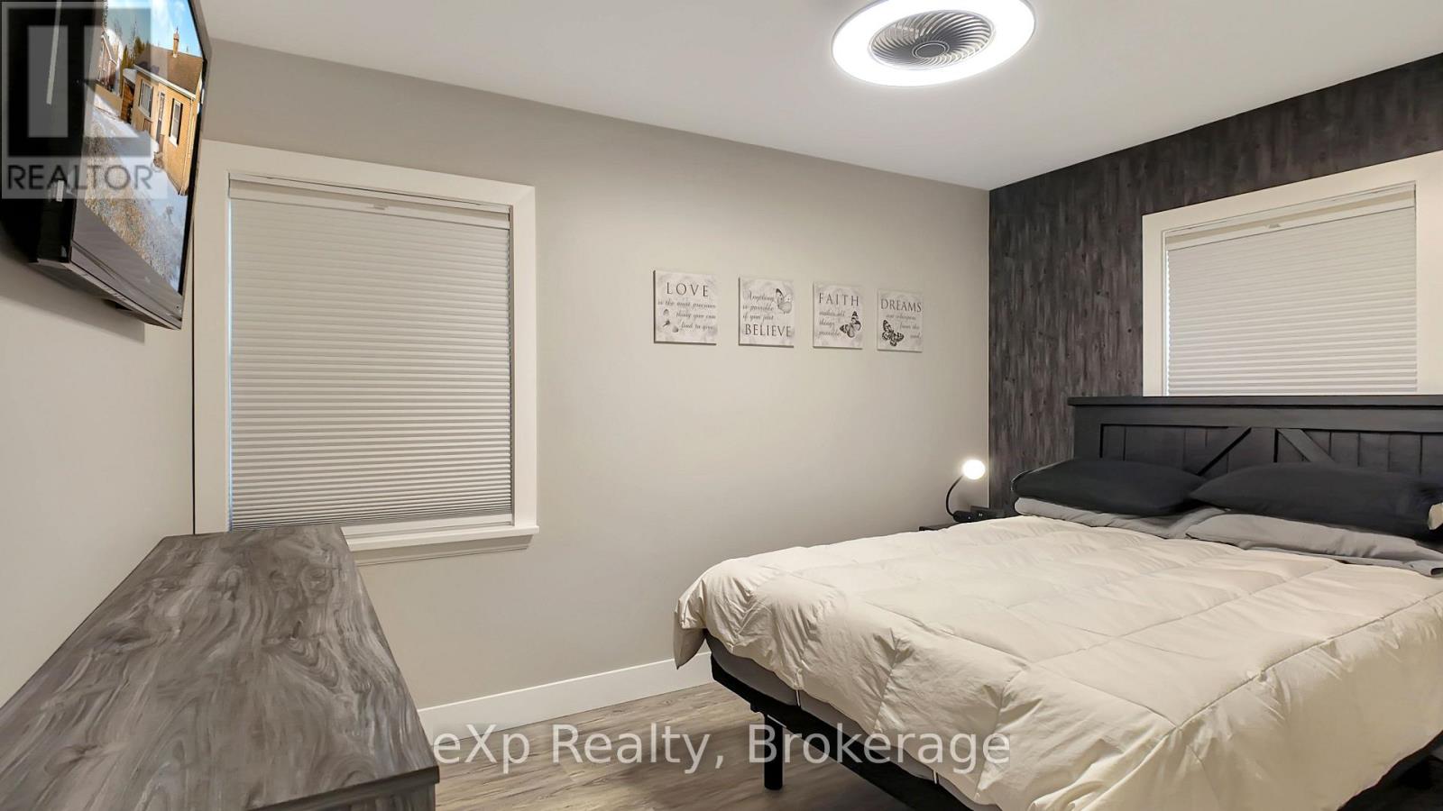 408 Mcnab Street, Brockton, Ontario  N0G 2V0 - Photo 14 - X12853216