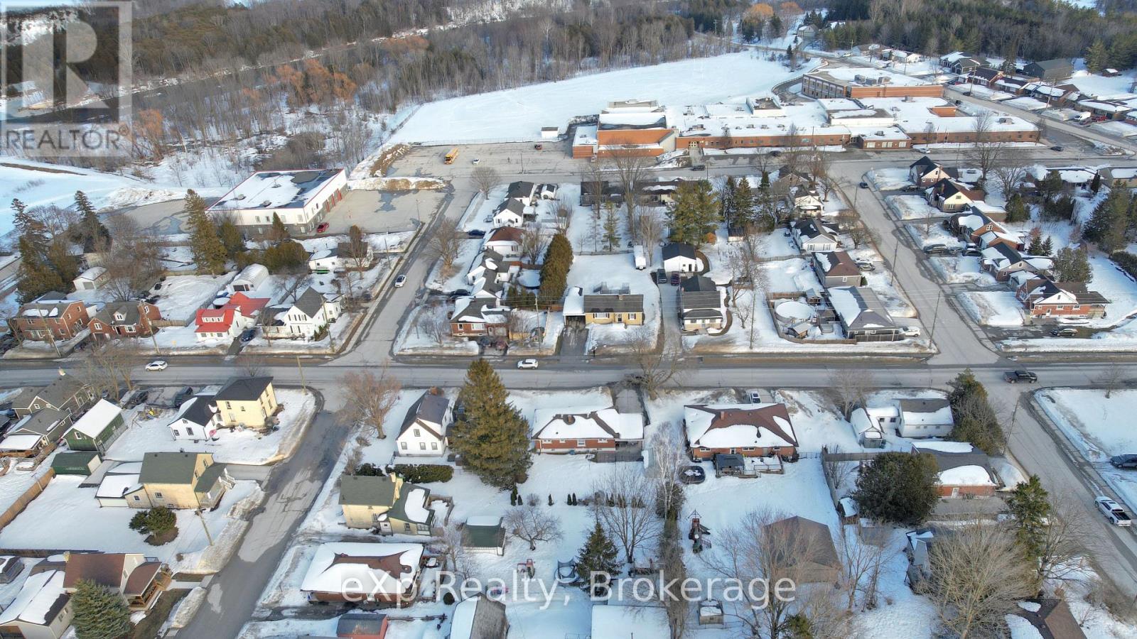 408 Mcnab Street, Brockton, Ontario  N0G 2V0 - Photo 35 - X12853216