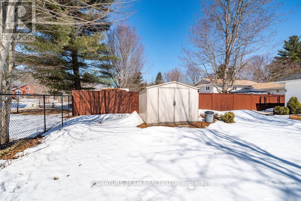 111 Thomas Street, Deep River, Ontario  K0J 1P0 - Photo 40 - X12976650