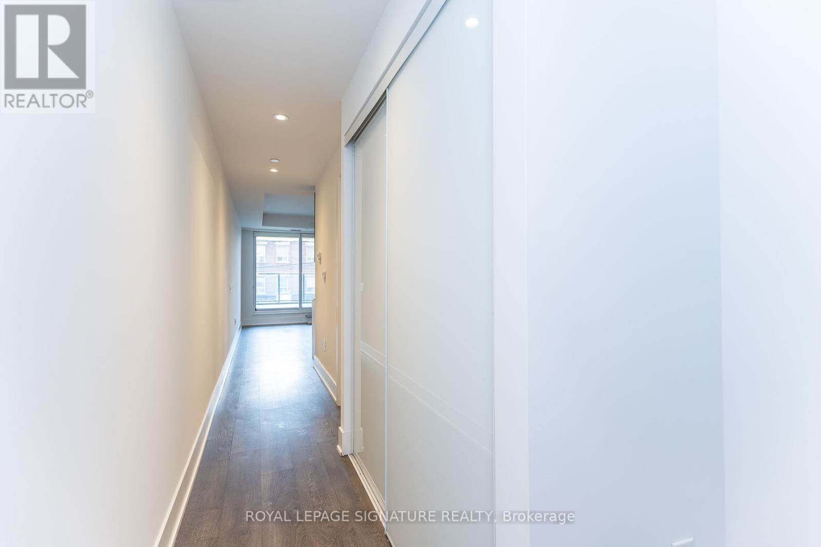 204 - 1888 Queen Street E, Toronto, Ontario  M4L 1H4 - Photo 4 - E12875802