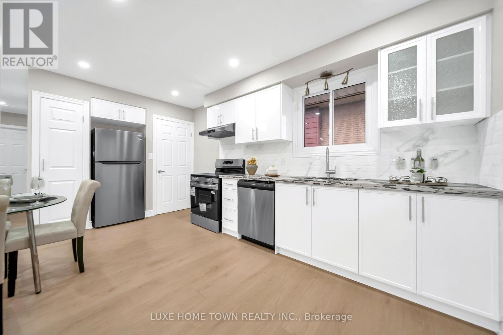 46 Elmwood Avenue, Cambridge, Ontario  N1R 4Y2 - Photo 12 - X13008336