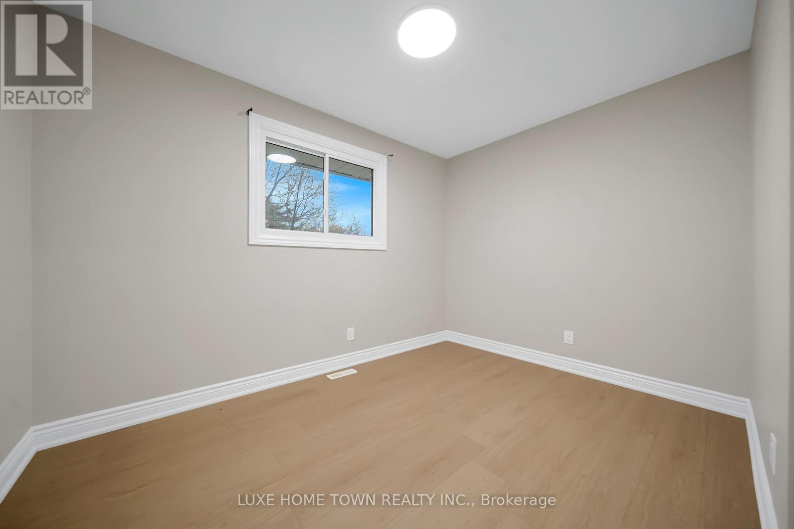 46 Elmwood Avenue, Cambridge, Ontario  N1R 4Y2 - Photo 22 - X13008336