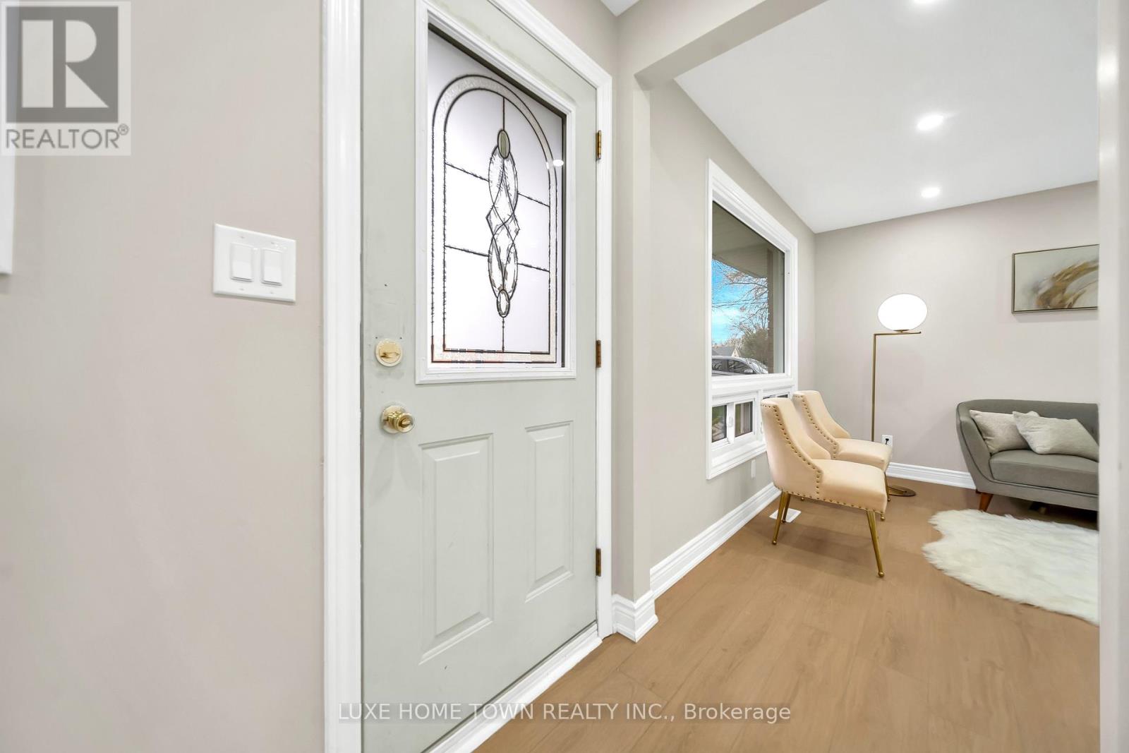 46 Elmwood Avenue, Cambridge, Ontario  N1R 4Y2 - Photo 8 - X13008336