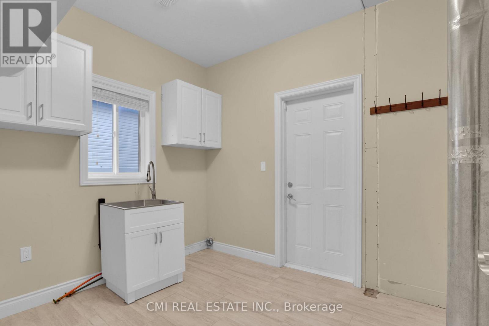 212 Jasmine Drive, Lakeshore, Ontario  N8L 0T1 - Photo 18 - X13008350