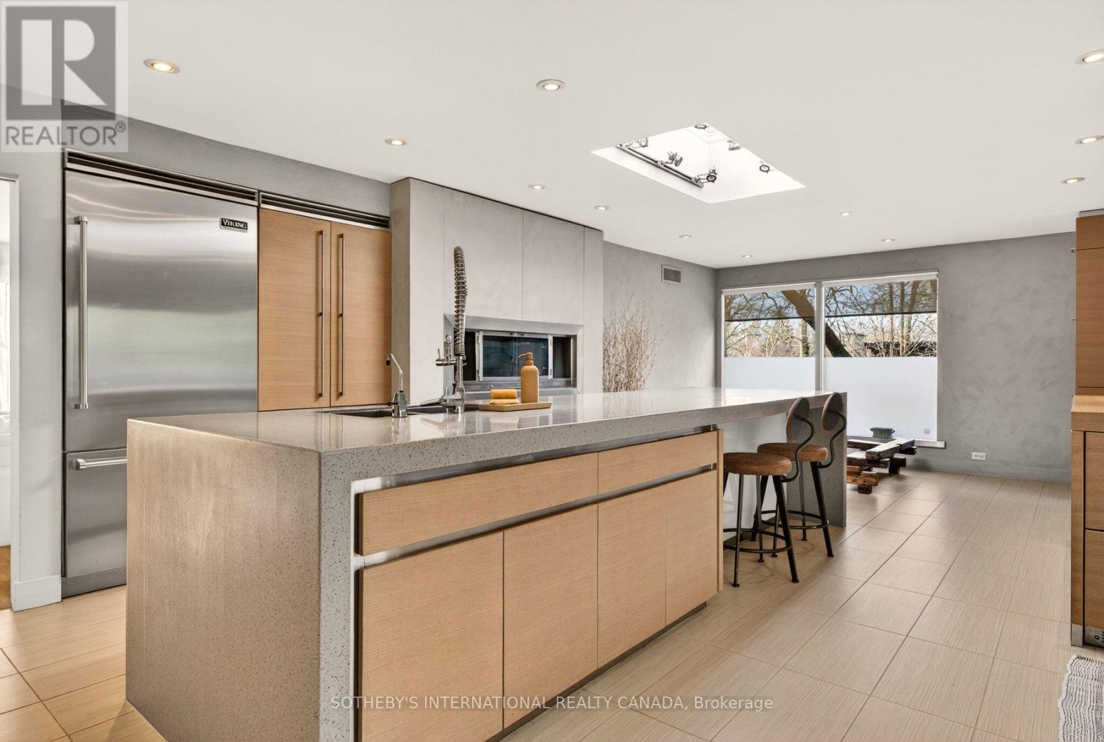 105 Marsdale Drive, St. Catharines, Ontario  L2T 3T3 - Photo 12 - X13008442