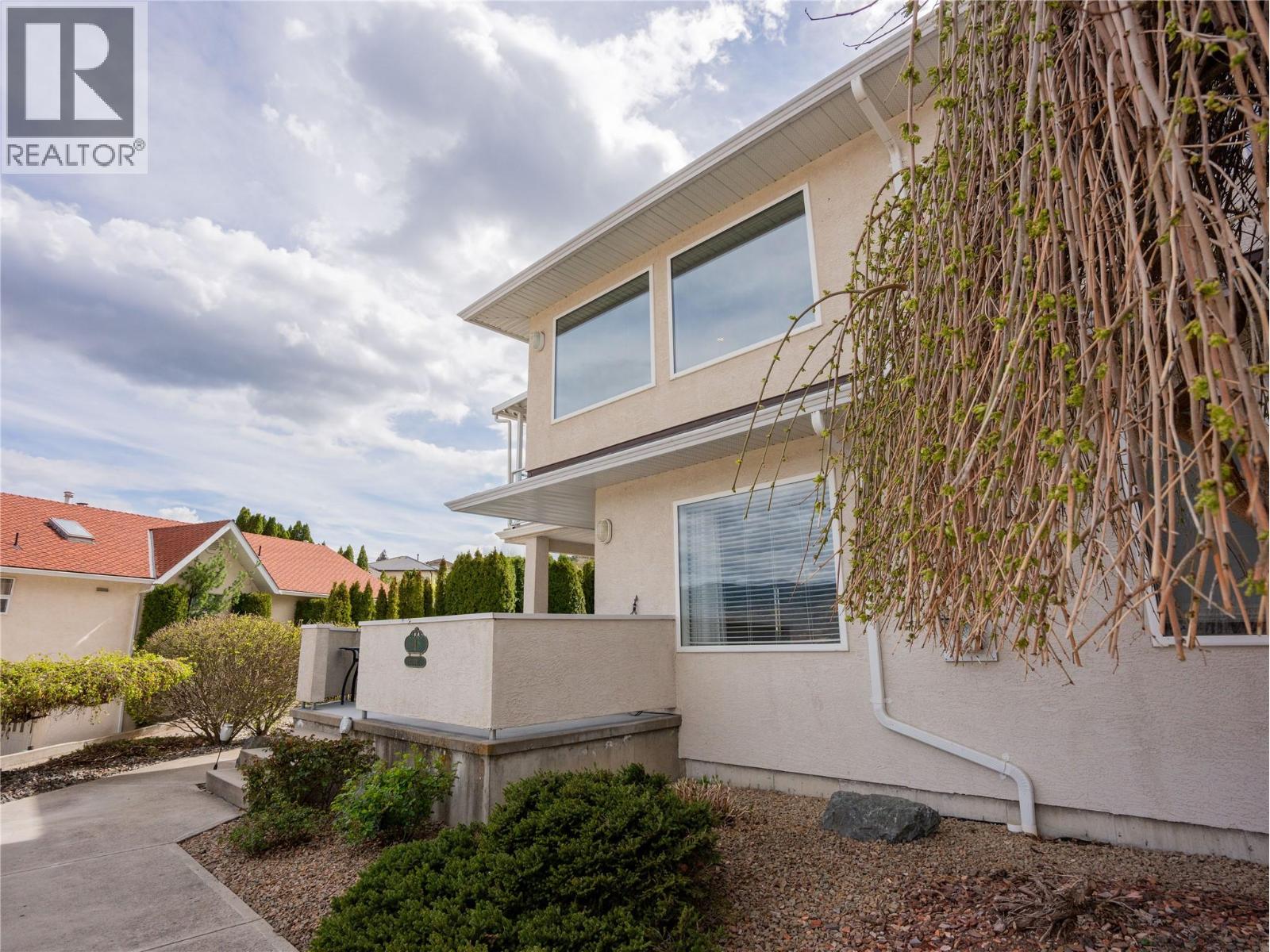 12300 Pinehurst Place Unit# 8, Osoyoos, British Columbia  V0H 1V4 - Photo 3 - 10383618