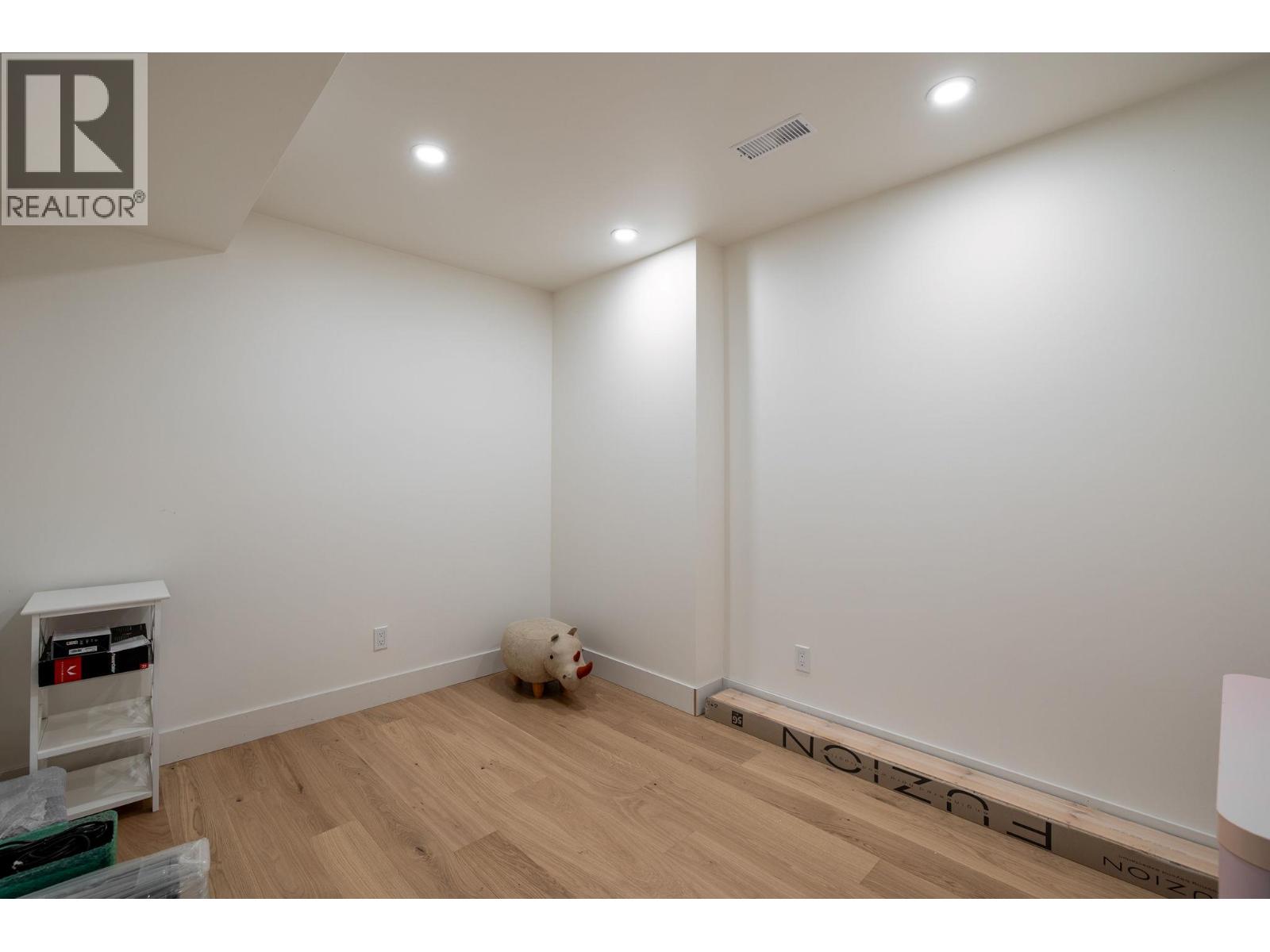 380 Providence Avenue Unit# 6, Kelowna, British Columbia  V1W 4Z6 - Photo 32 - 10383210