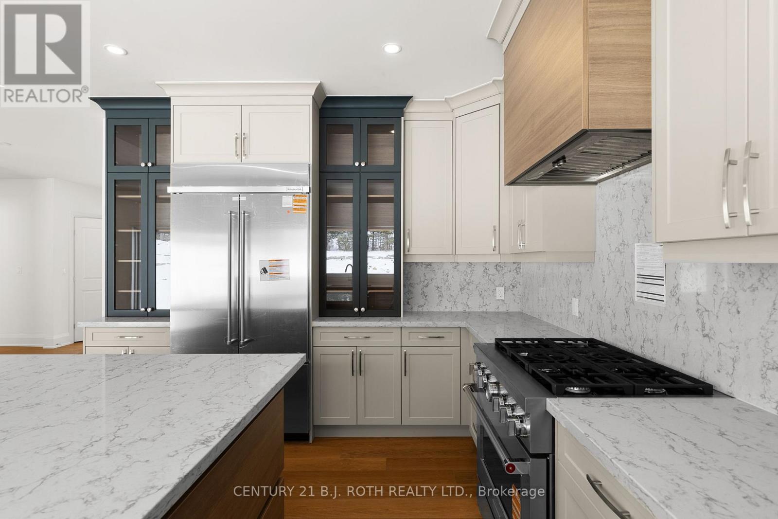 4 Friesian Court, Oro-Medonte, Ontario  L0K 1E0 - Photo 6 - S12931840