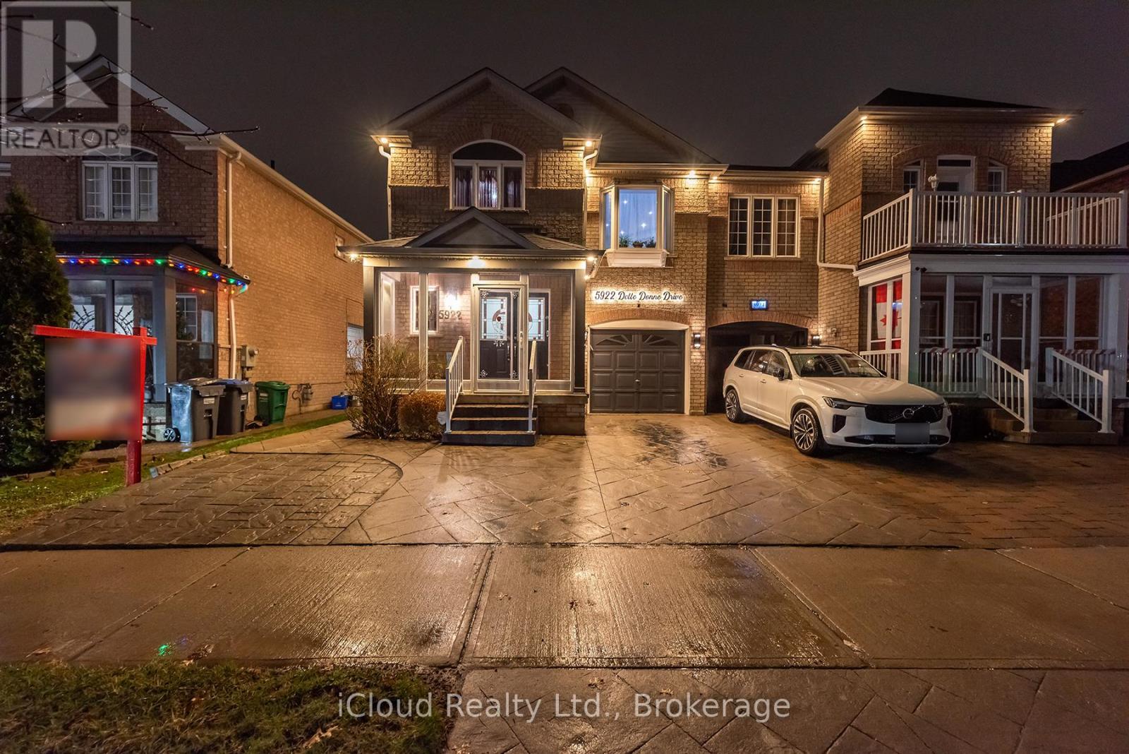 5922 Delle Donne Drive, Mississauga, Ontario  L5M 7A3 - Photo 49 - W12999370