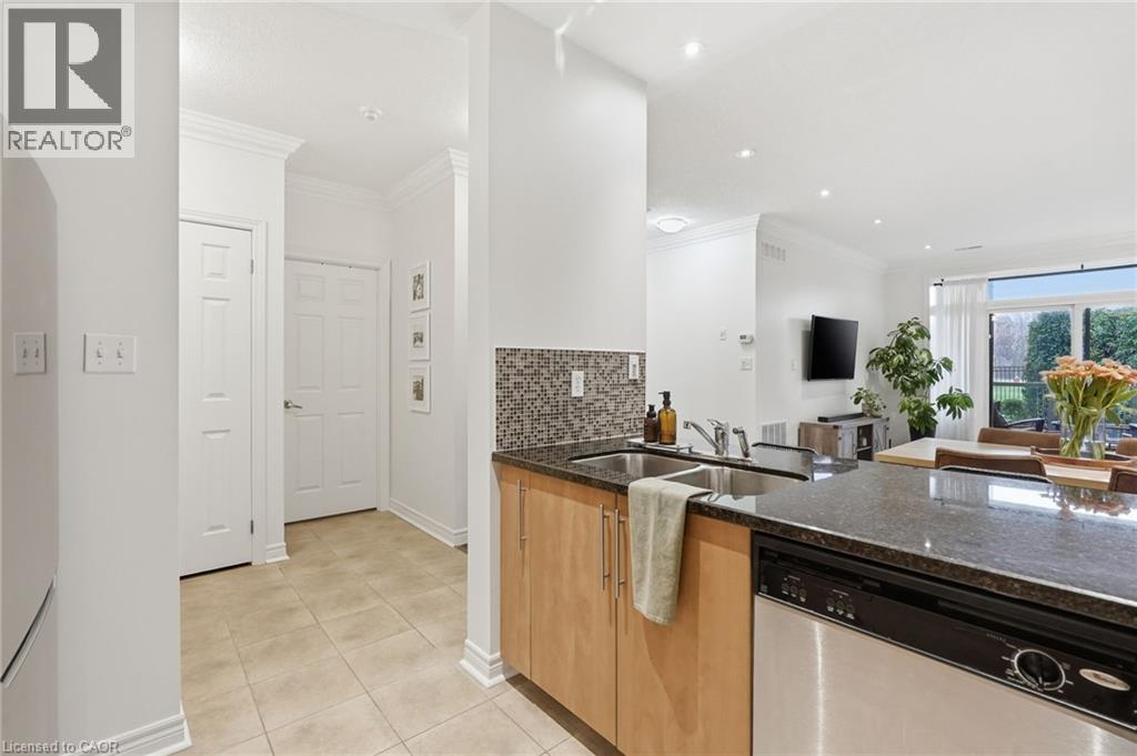 1980 Imperial Way Unit# 103, Burlington, Ontario  L7L 0E7 - Photo 12 - 40820129