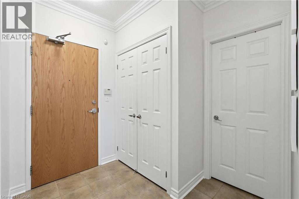 1980 Imperial Way Unit# 103, Burlington, Ontario  L7L 0E7 - Photo 7 - 40820129