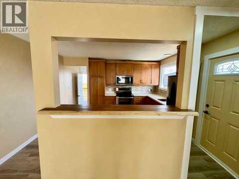 327 11 Street, Fort Macleod, Alberta  T0L 0Z0 - Photo 6 - A2302507