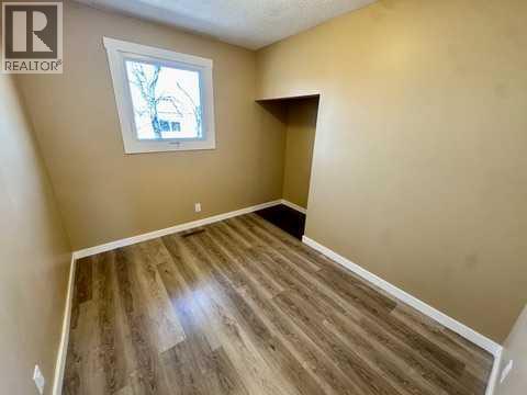 327 11 Street, Fort Macleod, Alberta  T0L 0Z0 - Photo 11 - A2302507