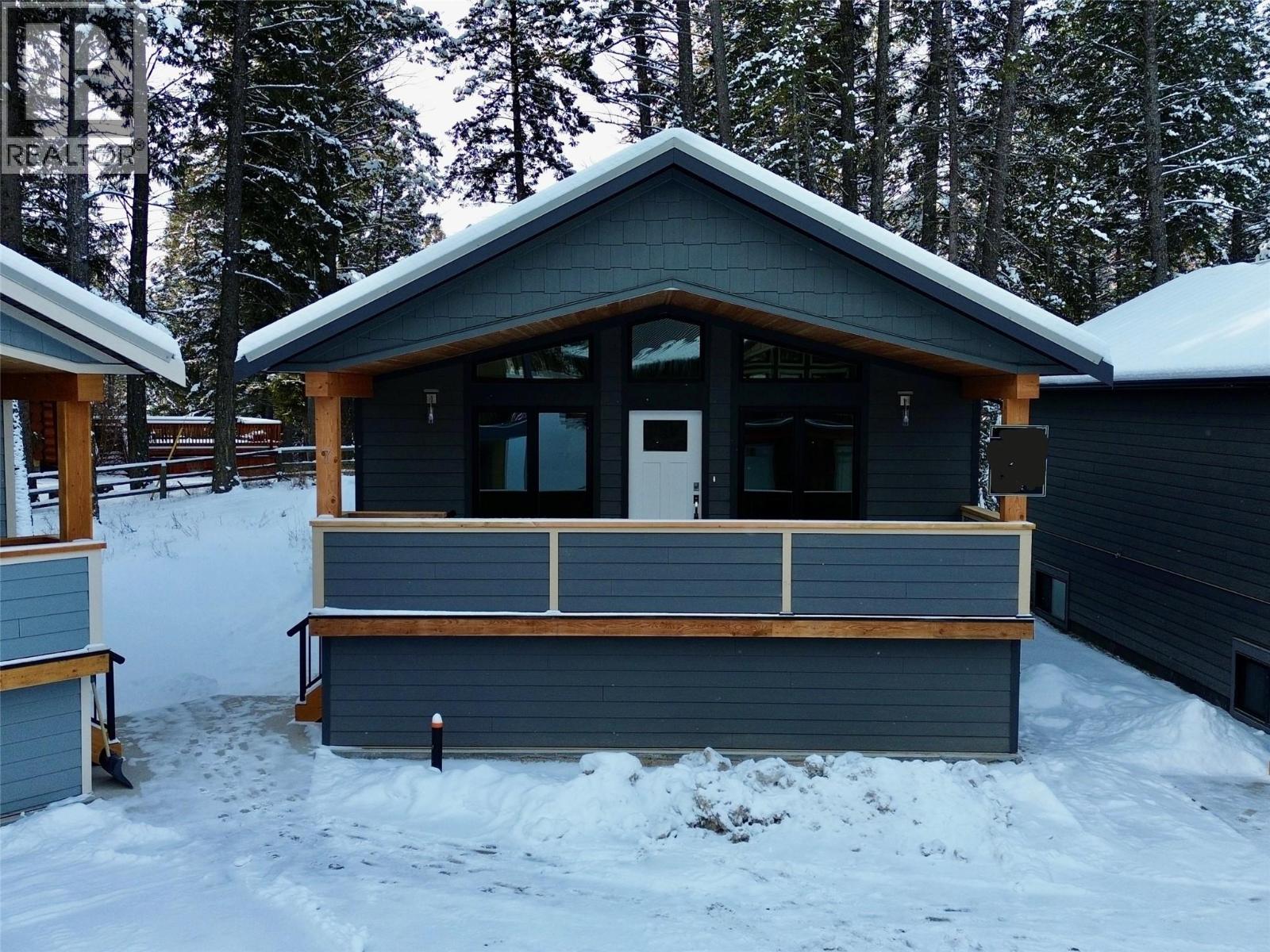 1938 Foxwood Trail Unit# 6, Windermere, British Columbia  V0B 2L2 - Photo 2 - 10373069