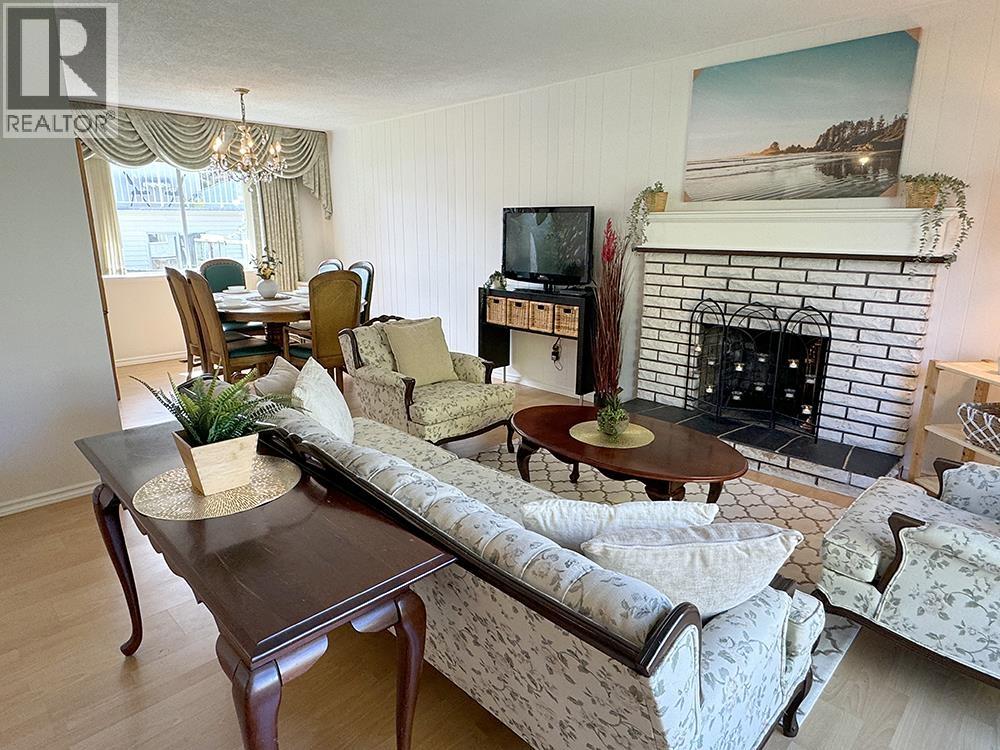 10844 Springmont Gate, Richmond, British Columbia  V7E 1Y4 - Photo 5 - R3110705