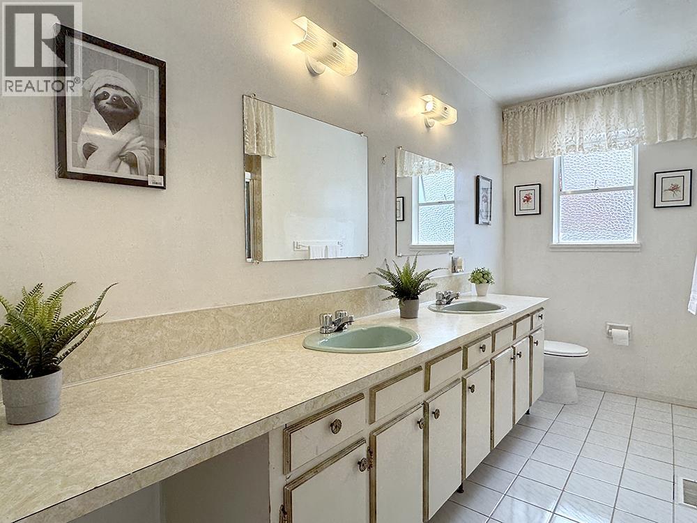 10844 Springmont Gate, Richmond, British Columbia  V7E 1Y4 - Photo 32 - R3110705