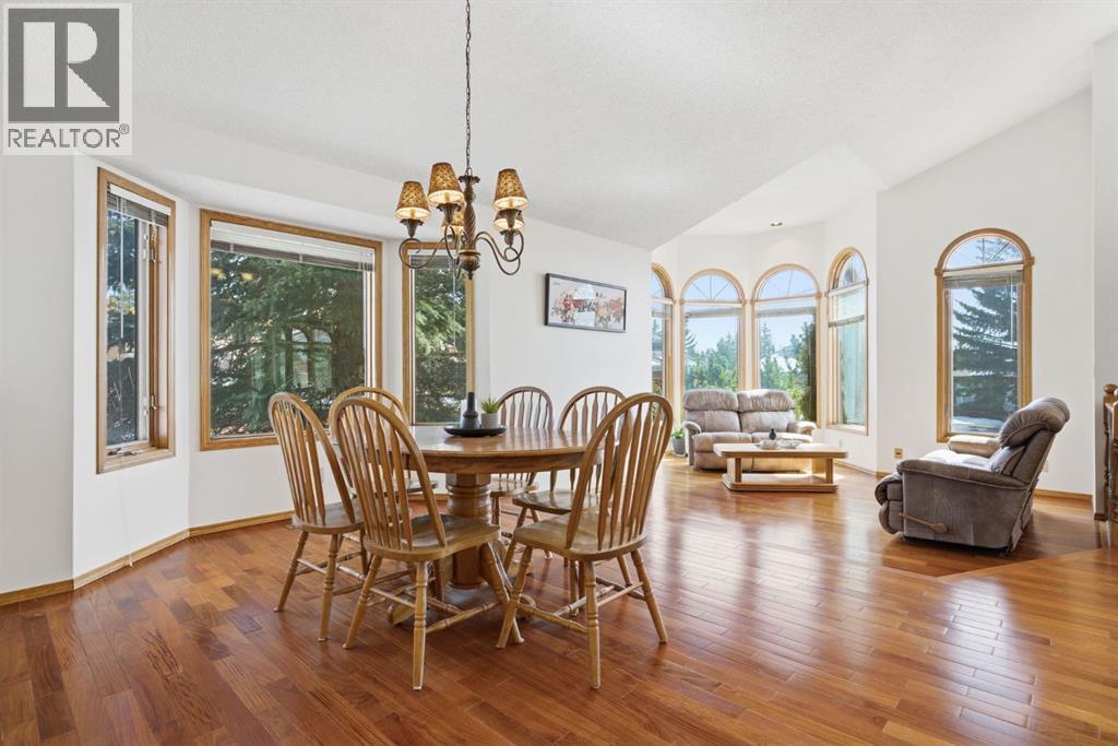 30 Edgeview Road NW, Calgary, Alberta  T3A 4T8 - Photo 7 - A2301593