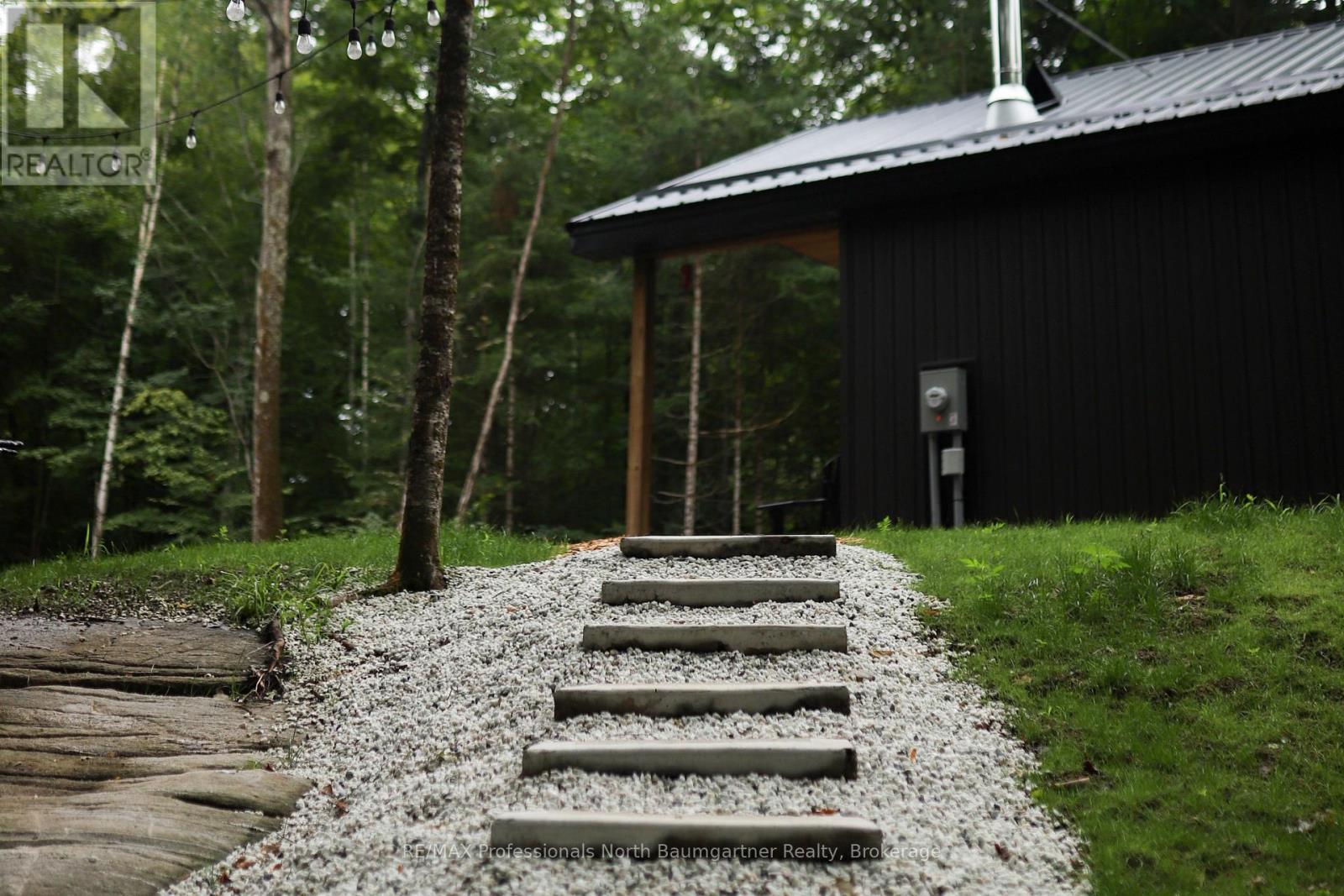 1366 Basshaunt Lake Road, Dysart Et Al, Ontario  K0M 1M0 - Photo 49 - X13005862