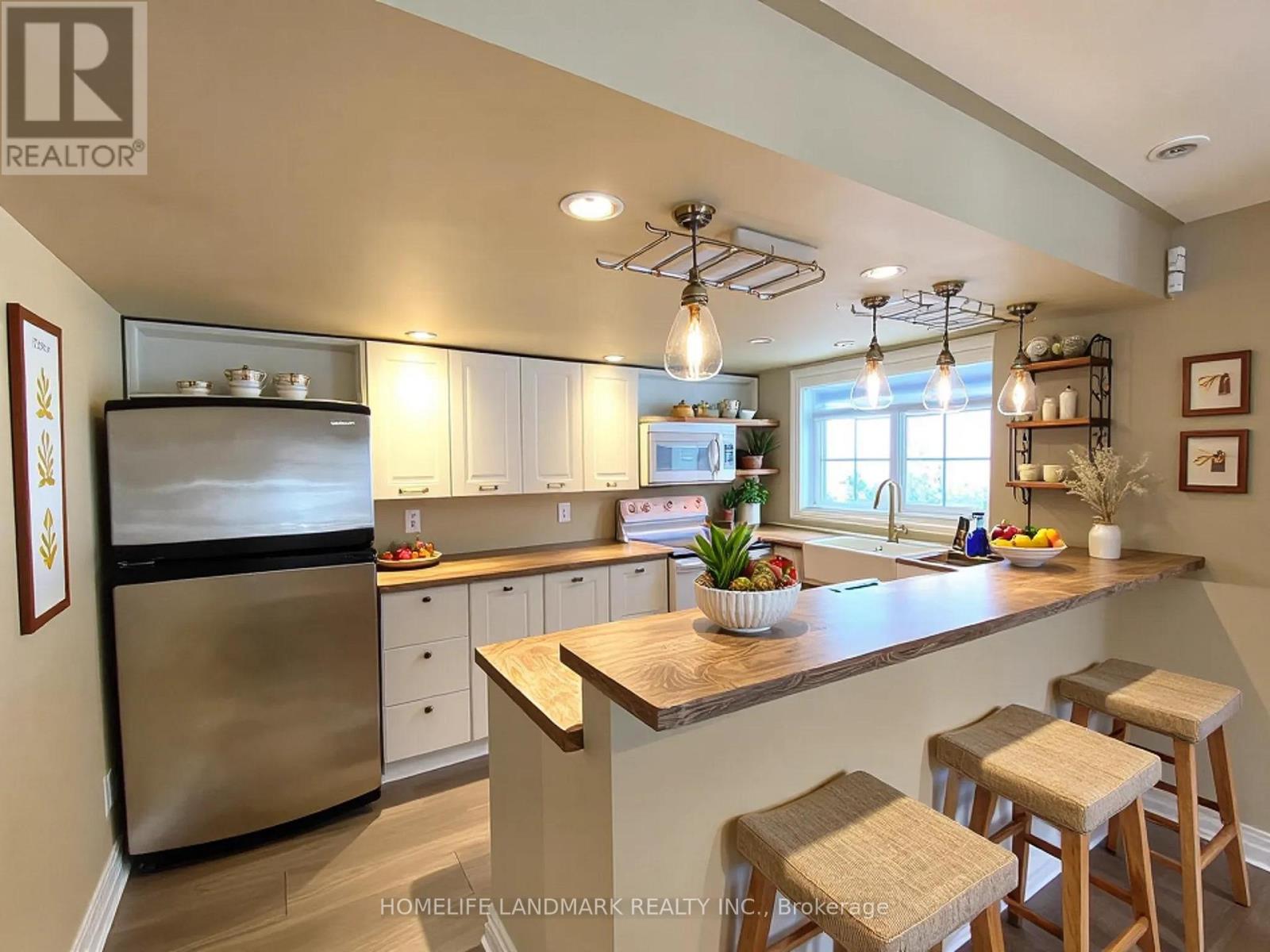 1976 Forest Valley Drive, Innisfil, Ontario  L9S 4A5 - Photo 25 - N12898324