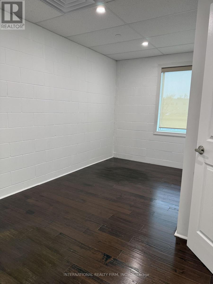 13 - 647 Welham Road, Barrie, Ontario  L4N 0B7 - Photo 9 - S13007176