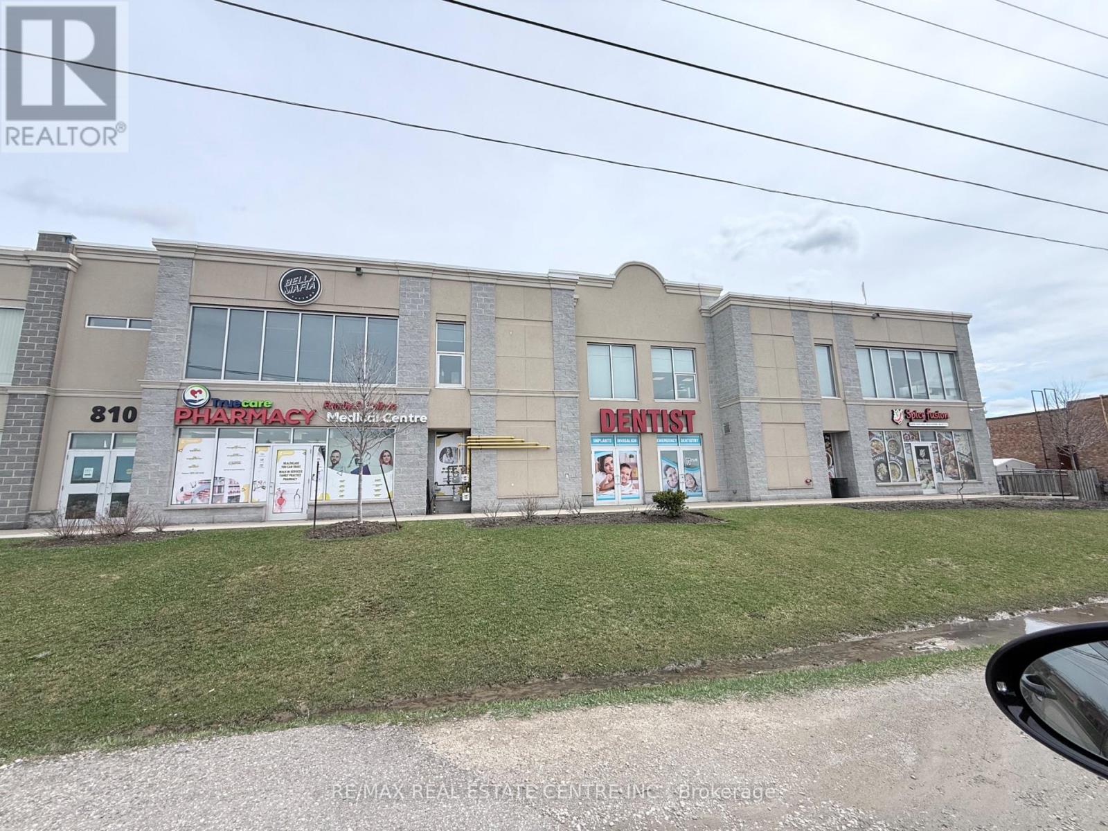 208-210 - 810 NIPISSING ROAD, Milton, Ontario