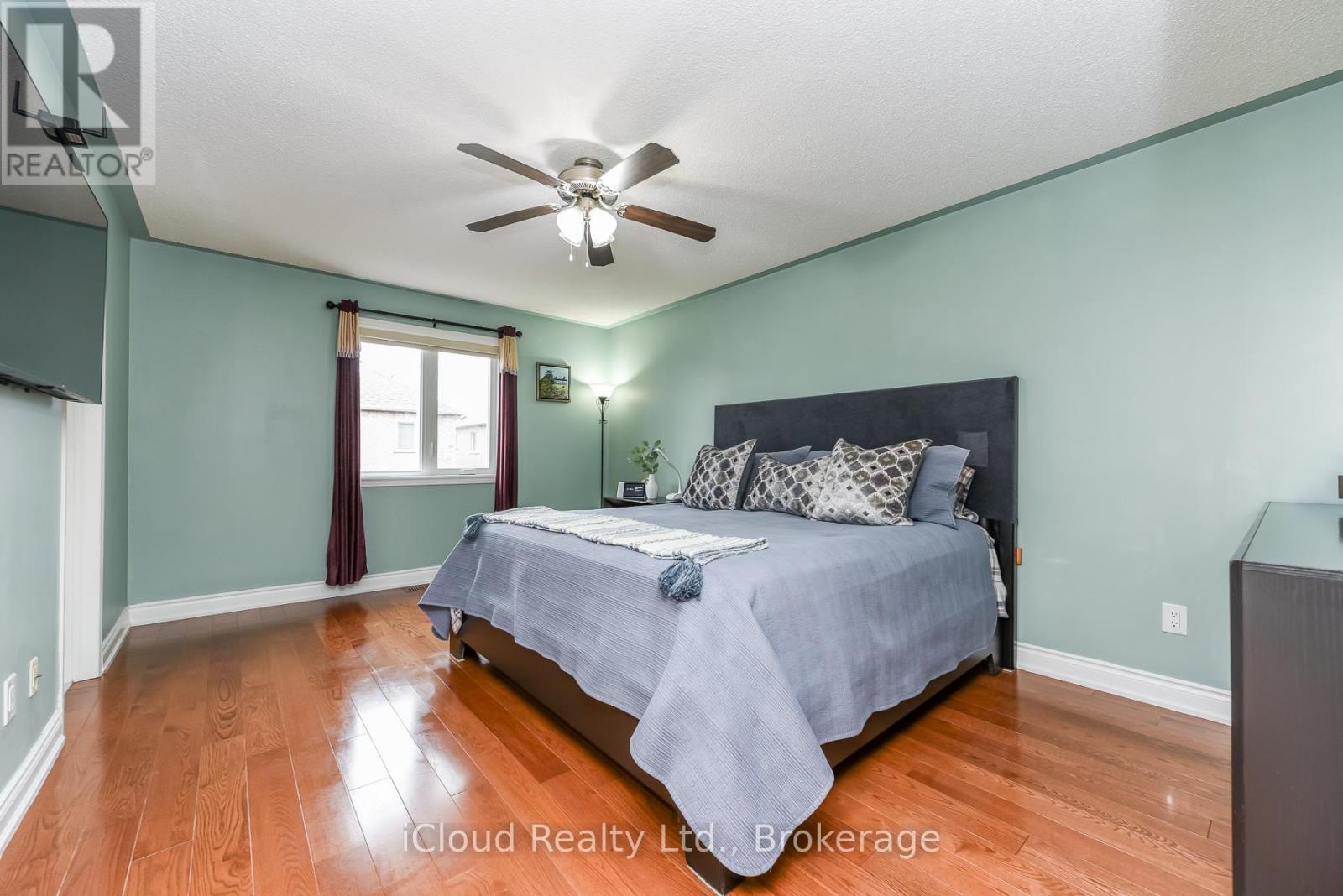 5922 Delle Donne Drive, Mississauga, Ontario  L5M 7A3 - Photo 21 - W12999370