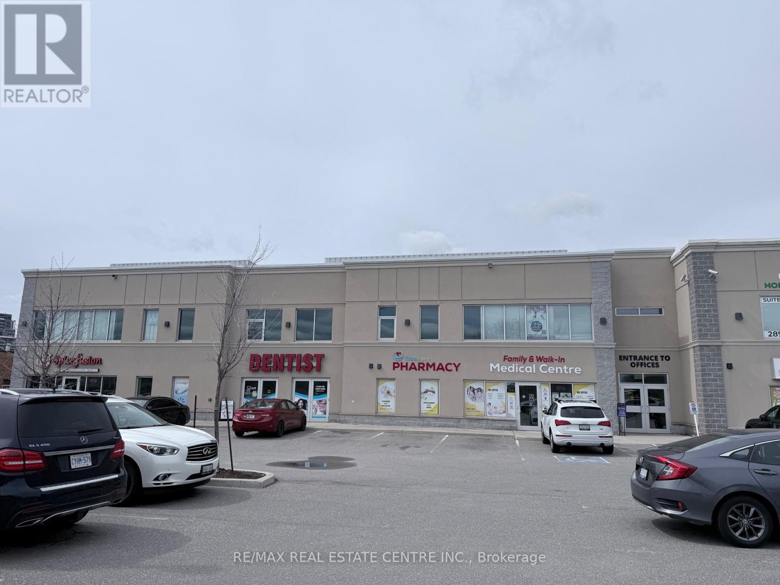 208-210 - 810 Nipissing Road, Milton, Ontario  L9T 4Z9 - Photo 3 - W12973786