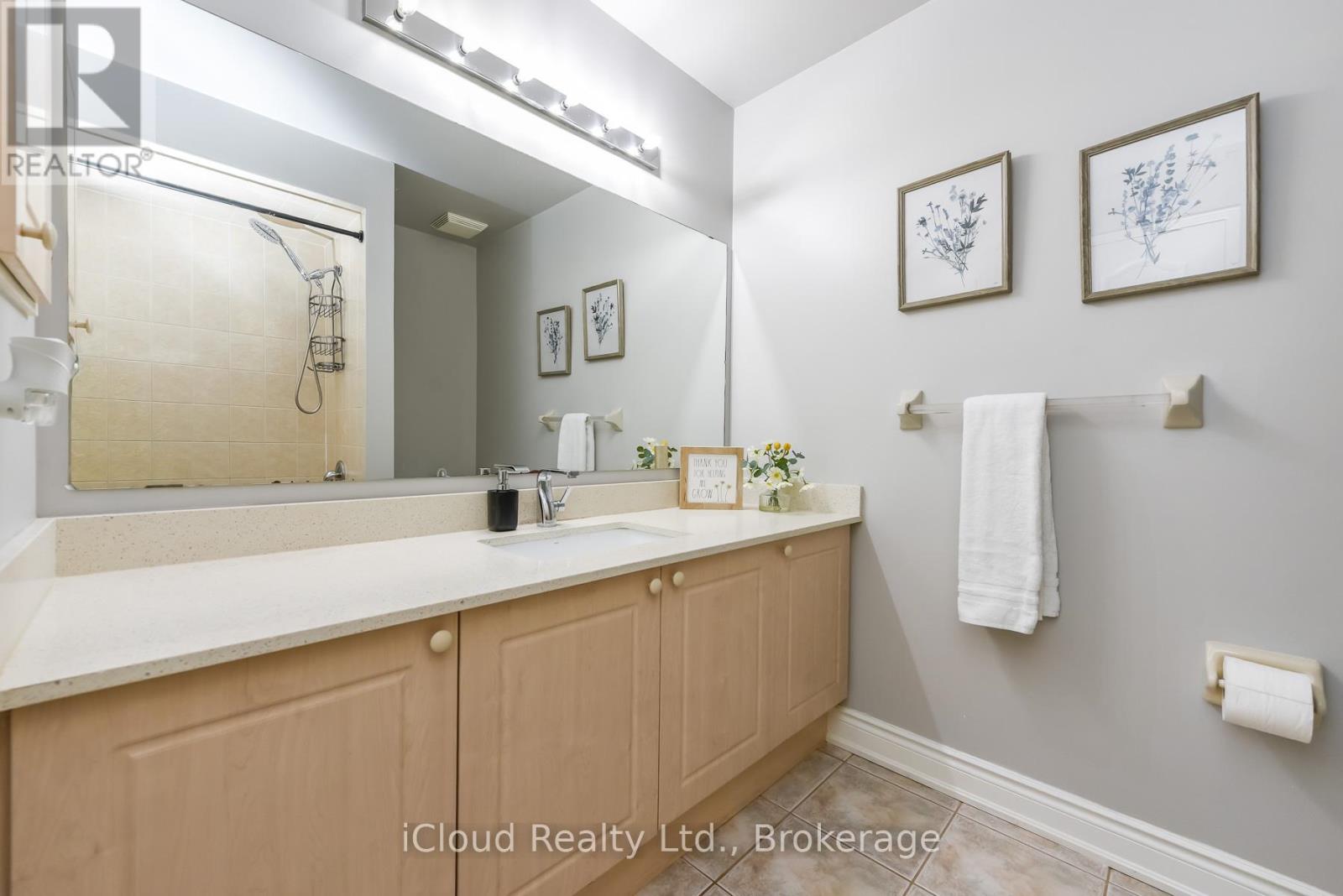 5922 Delle Donne Drive, Mississauga, Ontario  L5M 7A3 - Photo 39 - W12999370