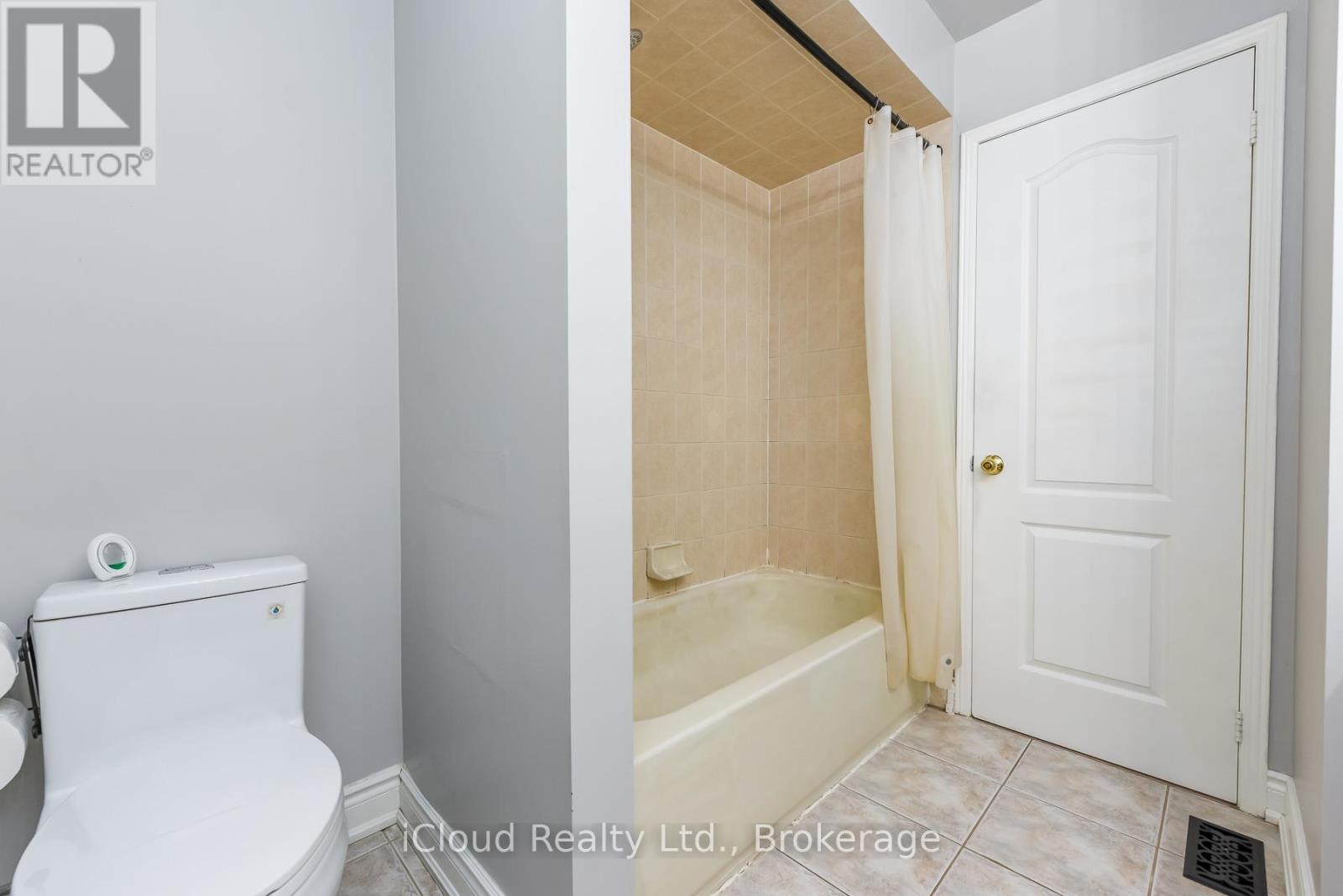 5922 Delle Donne Drive, Mississauga, Ontario  L5M 7A3 - Photo 40 - W12999370