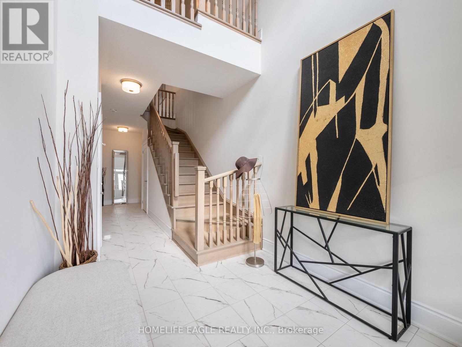 34 Foxsparrow Road, Brampton, Ontario  L6R 4E1 - Photo 3 - W13005490