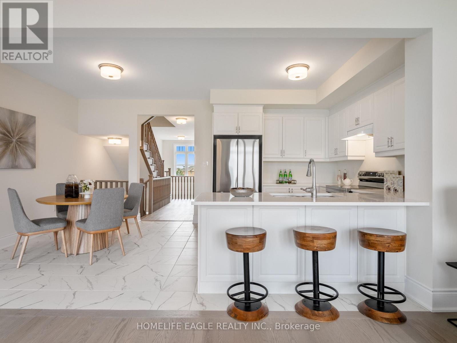 34 Foxsparrow Road, Brampton, Ontario  L6R 4E1 - Photo 7 - W13005490