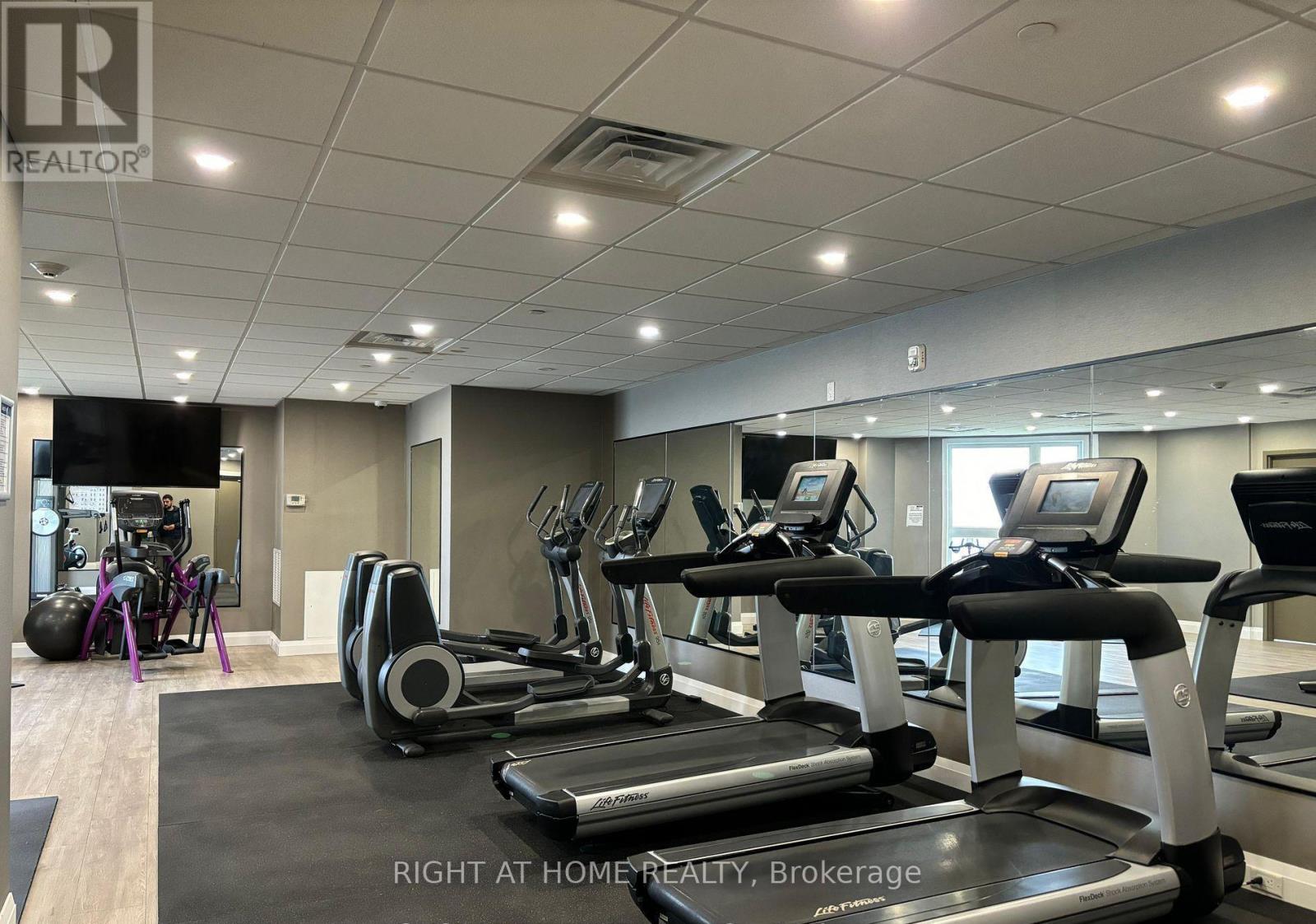 414 - 101 Shoreview Place, Hamilton, Ontario  L8E 0K2 - Photo 18 - X12997716