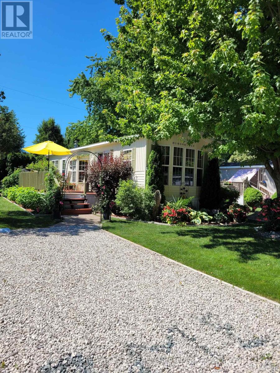 9 - 77307 Bluewater Highway, Bluewater, Ontario  N0M 1G0 - Photo 2 - X12309125