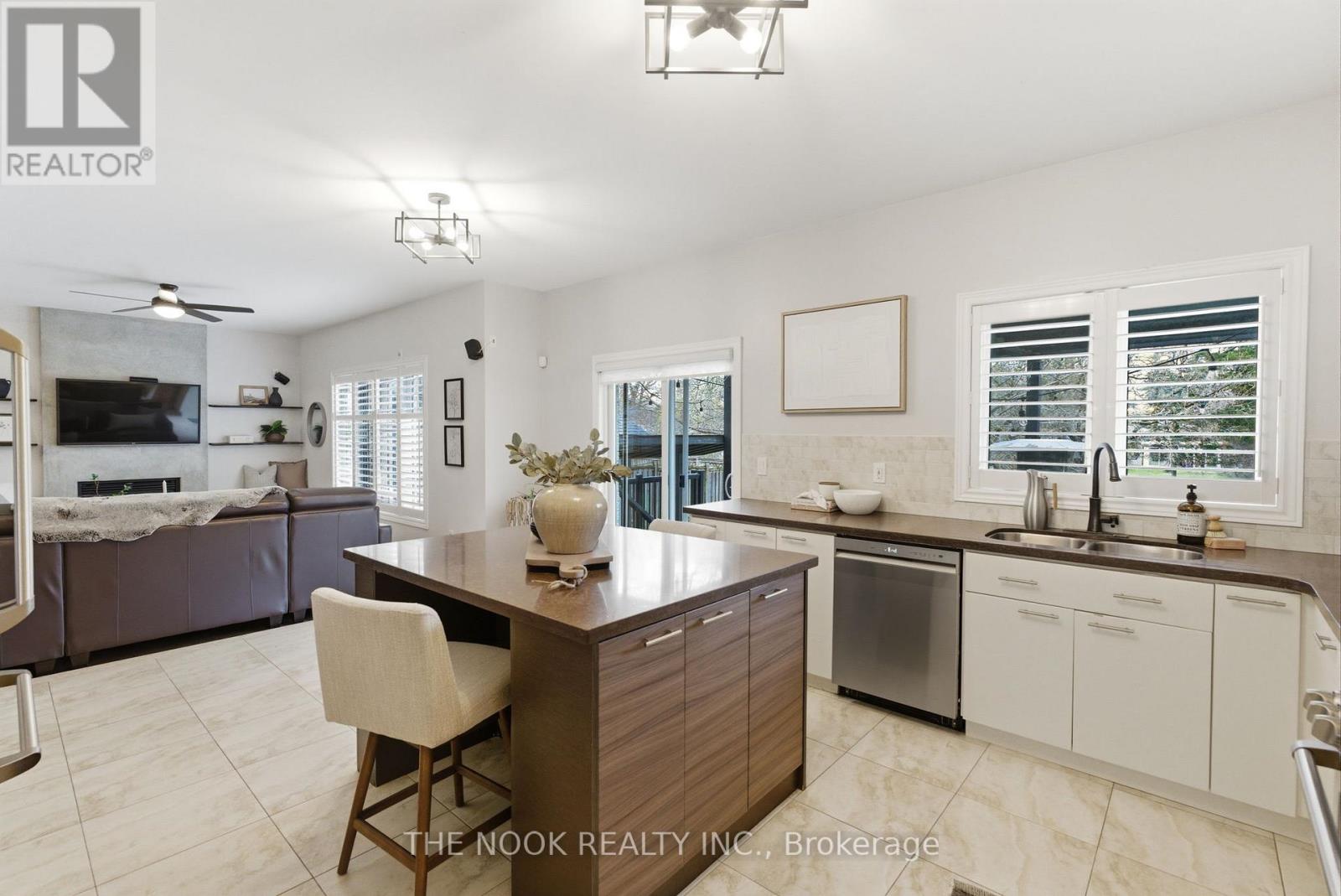 21 St Magnus Drive, Toronto, Ontario  M1C 0C5 - Photo 16 - E13008590