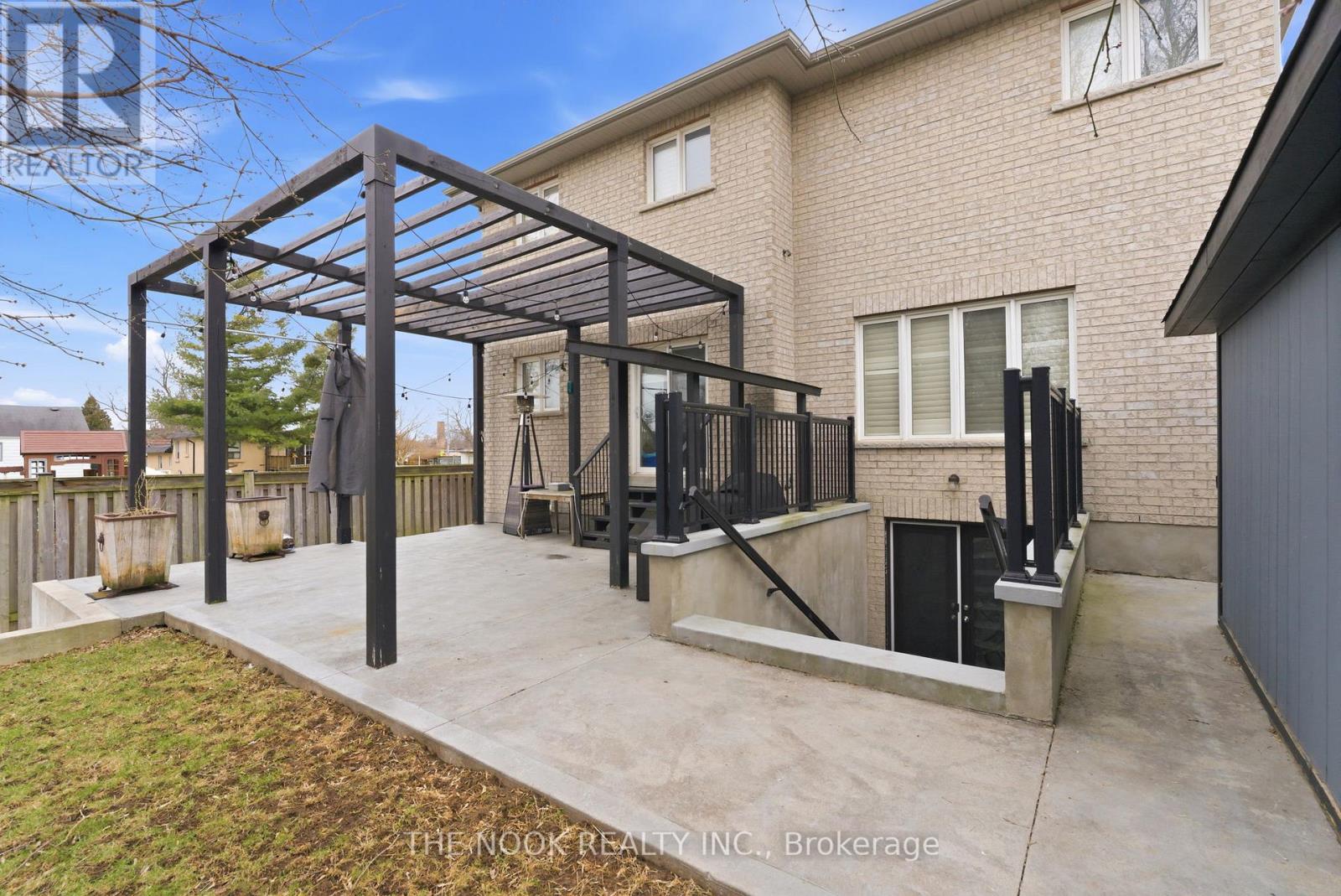 21 St Magnus Drive, Toronto, Ontario  M1C 0C5 - Photo 46 - E13008590