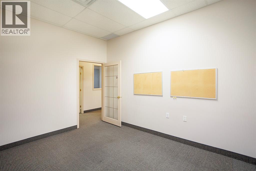 203, 4807 50 Avenue, Red Deer, Alberta  T4N 4A5 - Photo 10 - A2285181