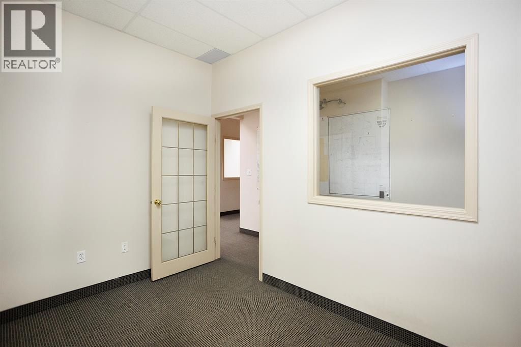 203, 4807 50 Avenue, Red Deer, Alberta  T4N 4A5 - Photo 13 - A2285181