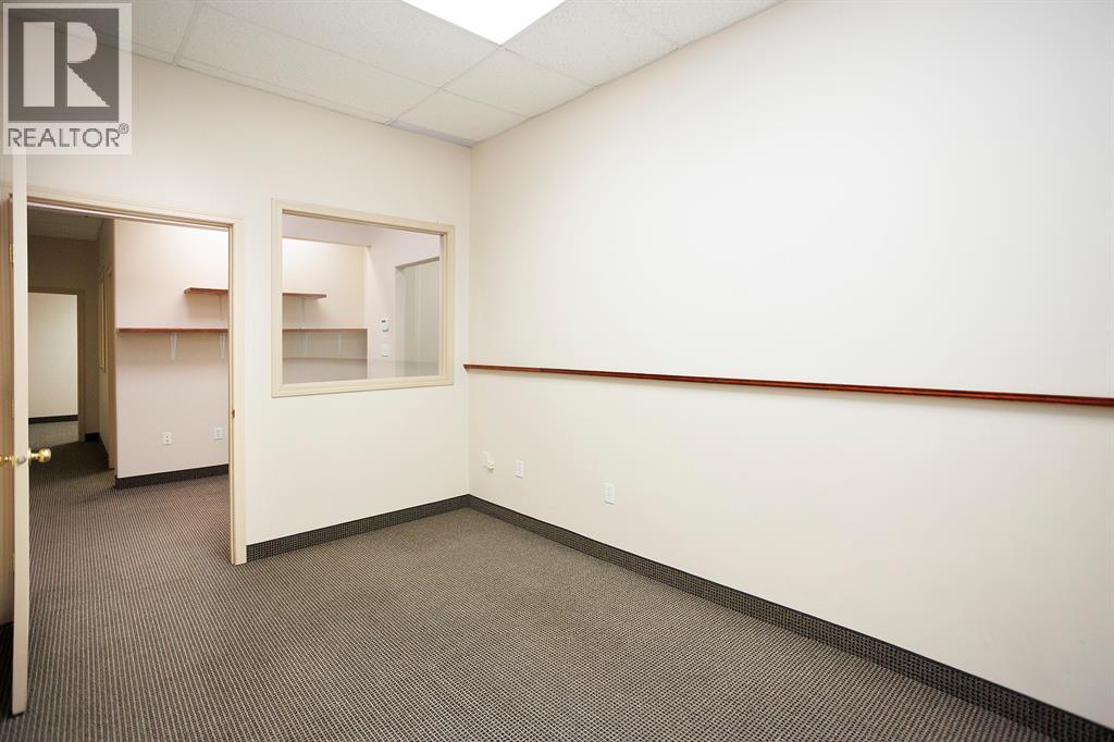 203, 4807 50 Avenue, Red Deer, Alberta  T4N 4A5 - Photo 4 - A2285181