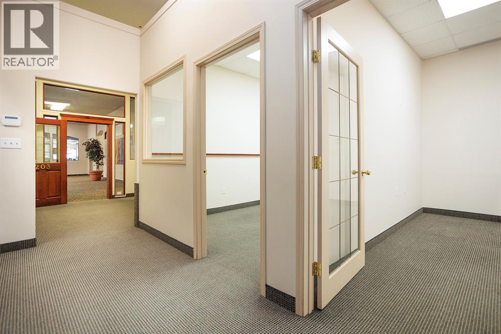 203, 4807 50 Avenue, Red Deer, Alberta  T4N 4A5 - Photo 15 - A2285181