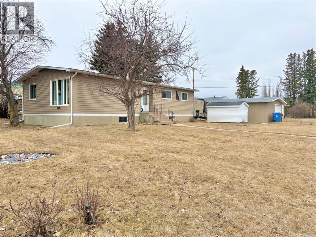 5336 52 Streetclose, Rocky Mountain House, Alberta  T4T 1G9 - Photo 2 - A2302333