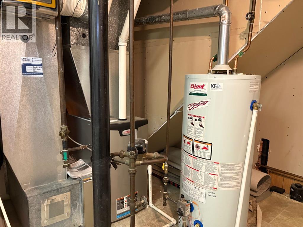 5336 52 Streetclose, Rocky Mountain House, Alberta  T4T 1G9 - Photo 31 - A2302333