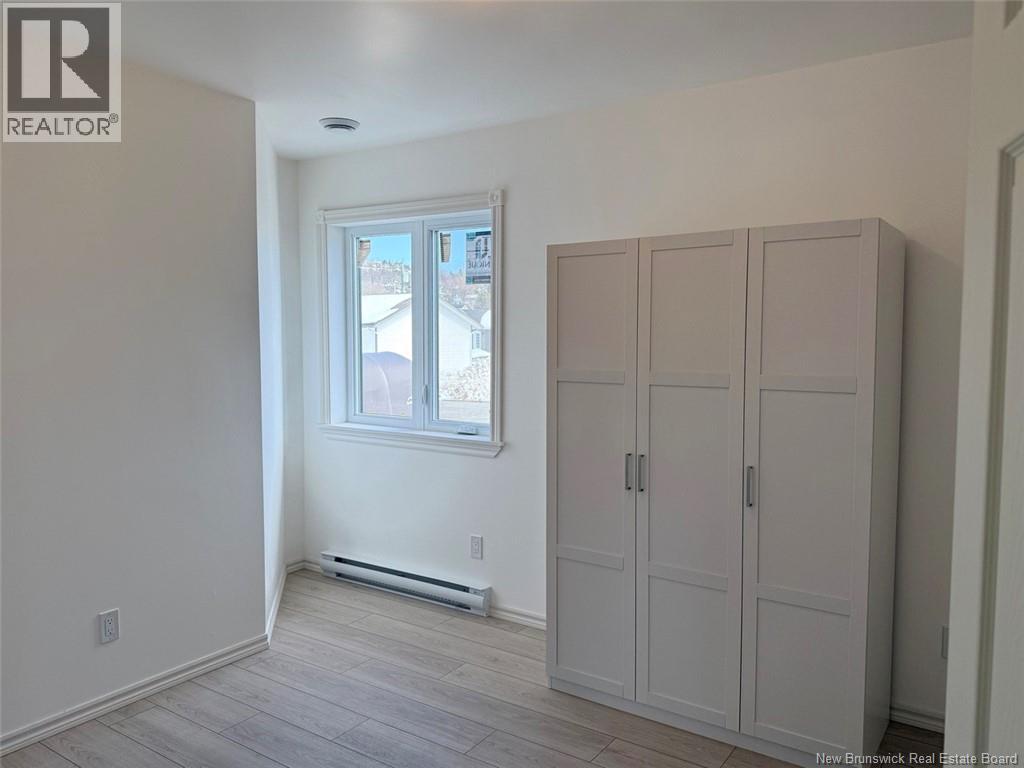 369 Victoria Street, Edmundston, New Brunswick  E3V 2K1 - Photo 9 - NB125098