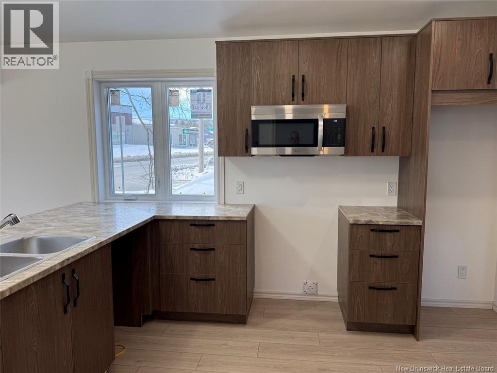 369 Victoria Street, Edmundston, New Brunswick  E3V 2K1 - Photo 4 - NB125098