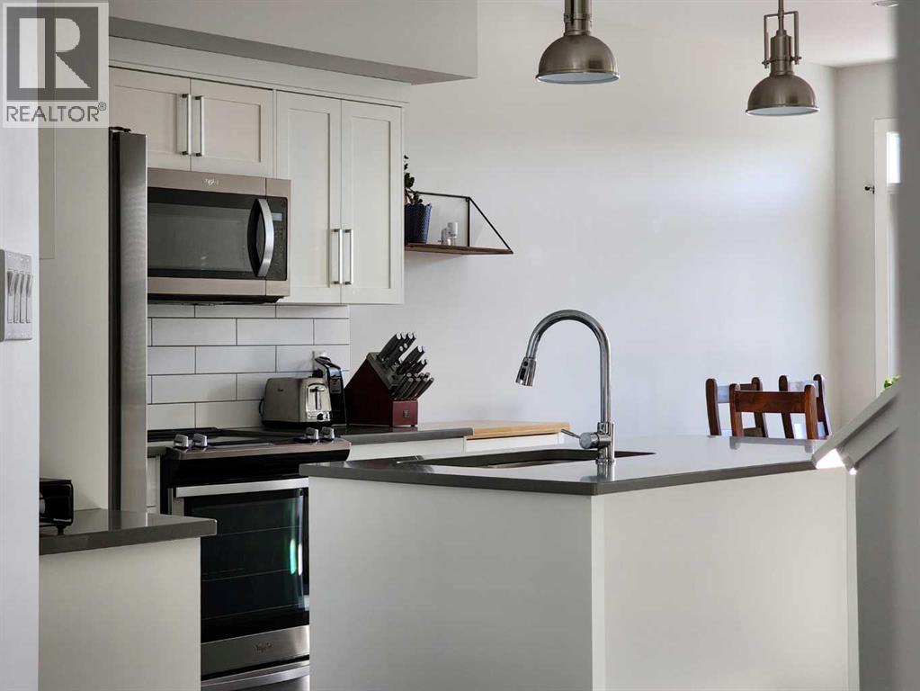 2, 69 Aquitania Circle W, Lethbridge, Alberta  T1J 5M5 - Photo 7 - A2290324