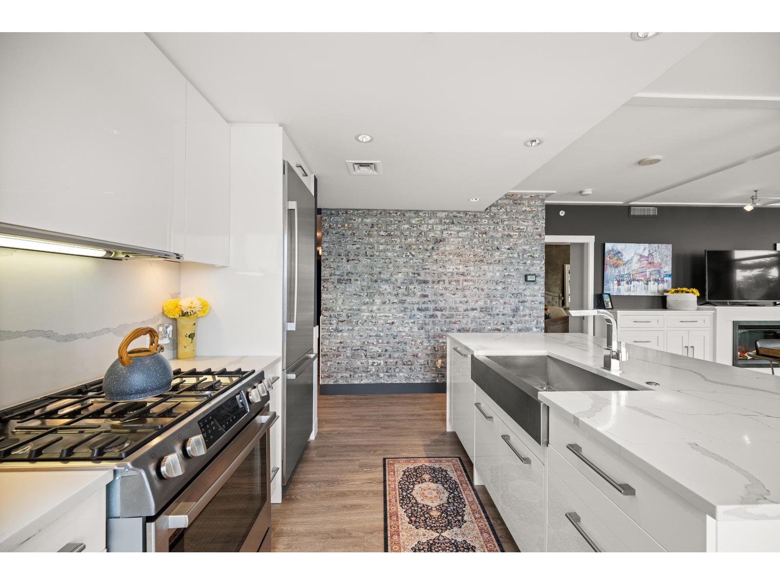 604 15152 Russell Avenue, White Rock, British Columbia  V4B 0A3 - Photo 7 - R3111956