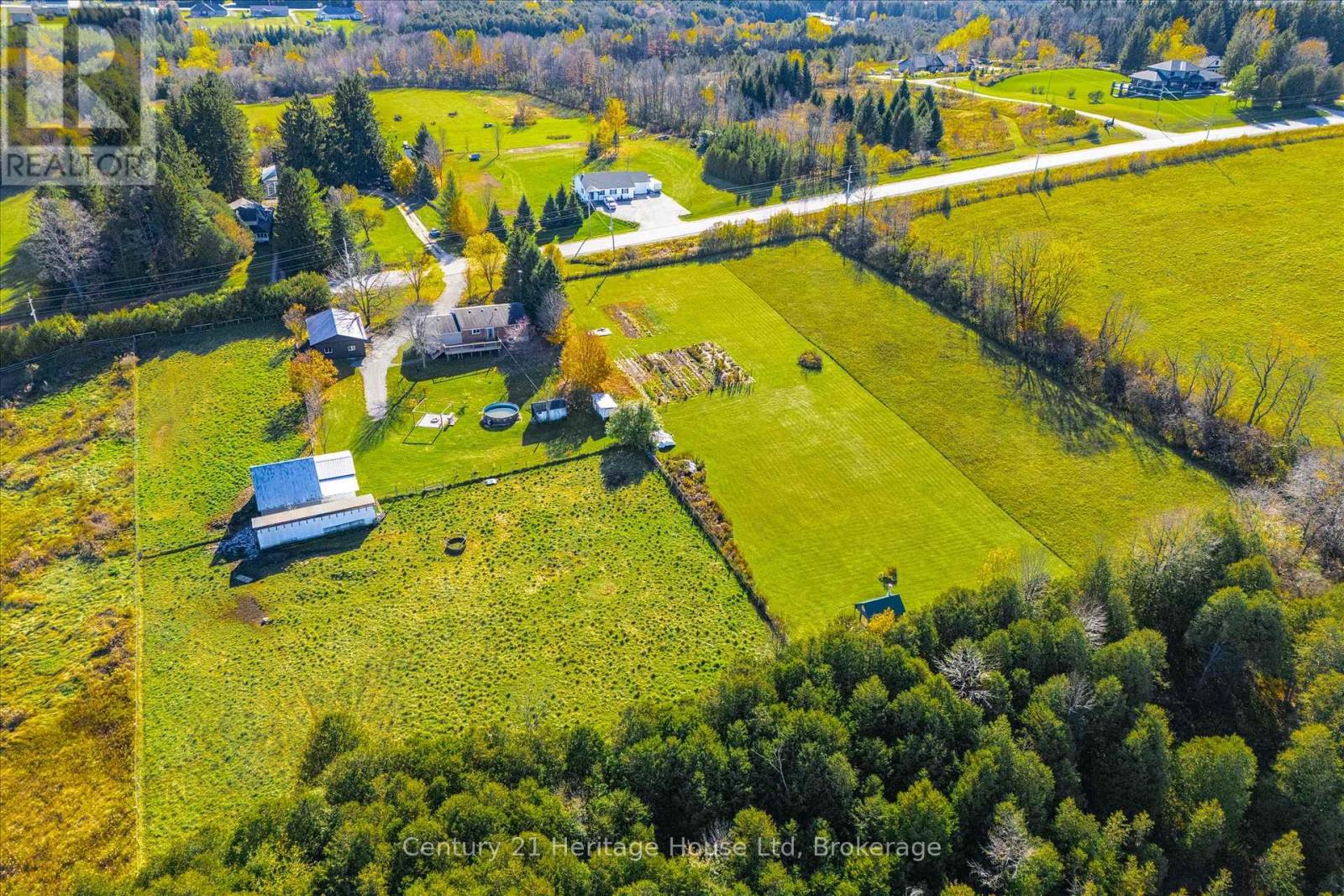 323135 Durham Road E, West Grey, Ontario  N0G 1R0 - Photo 7 - X13008650