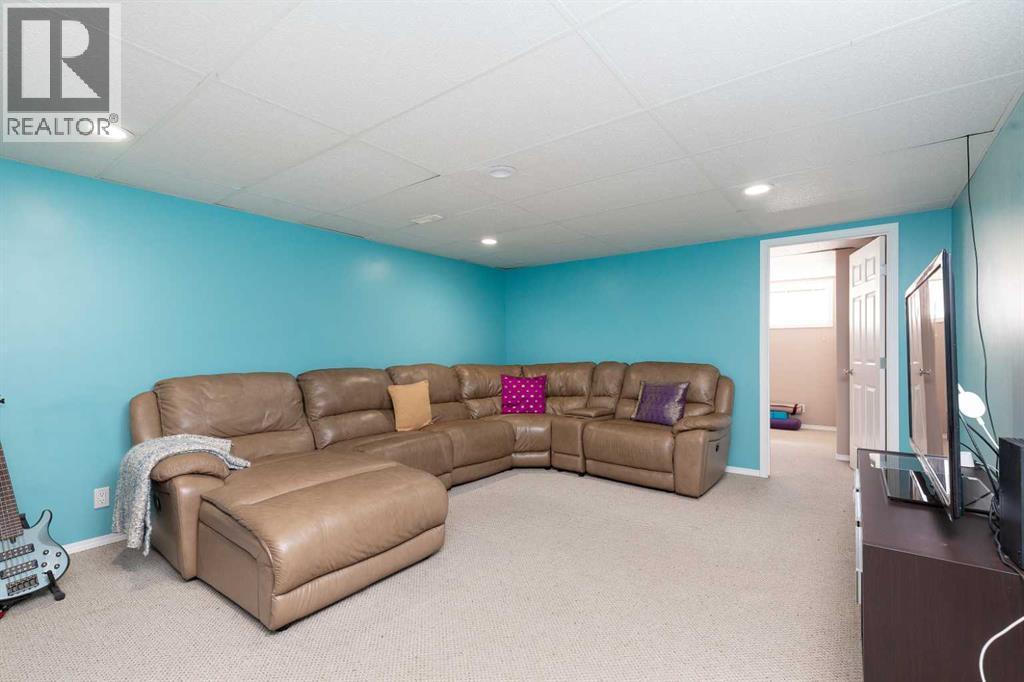 406 20 Street N, Lethbridge, Alberta  T1H 3N1 - Photo 21 - A2301592