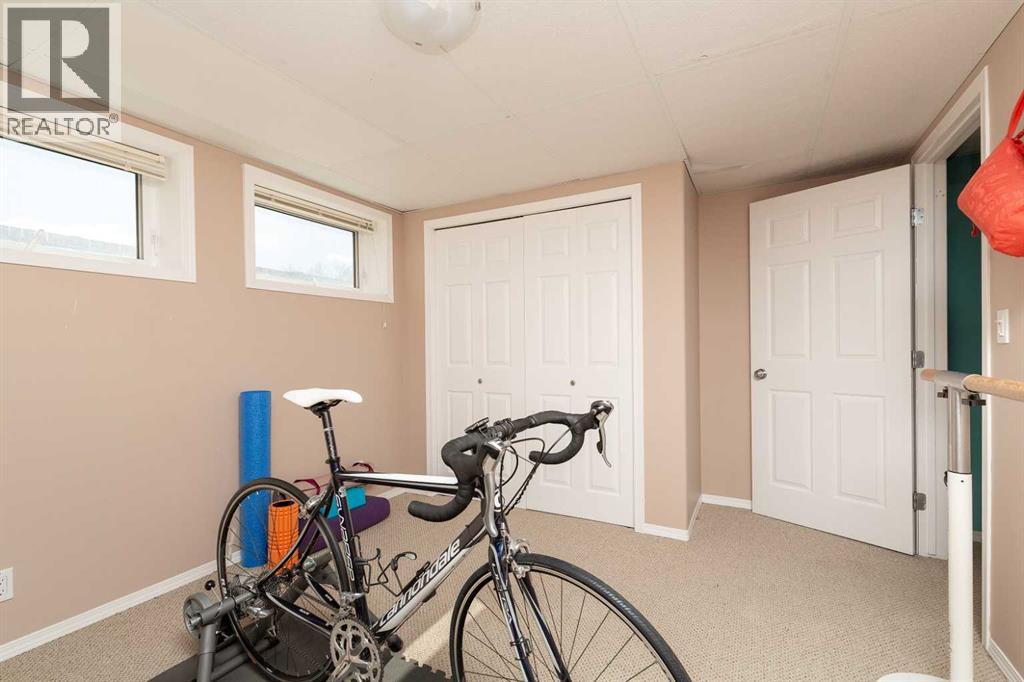 406 20 Street N, Lethbridge, Alberta  T1H 3N1 - Photo 30 - A2301592