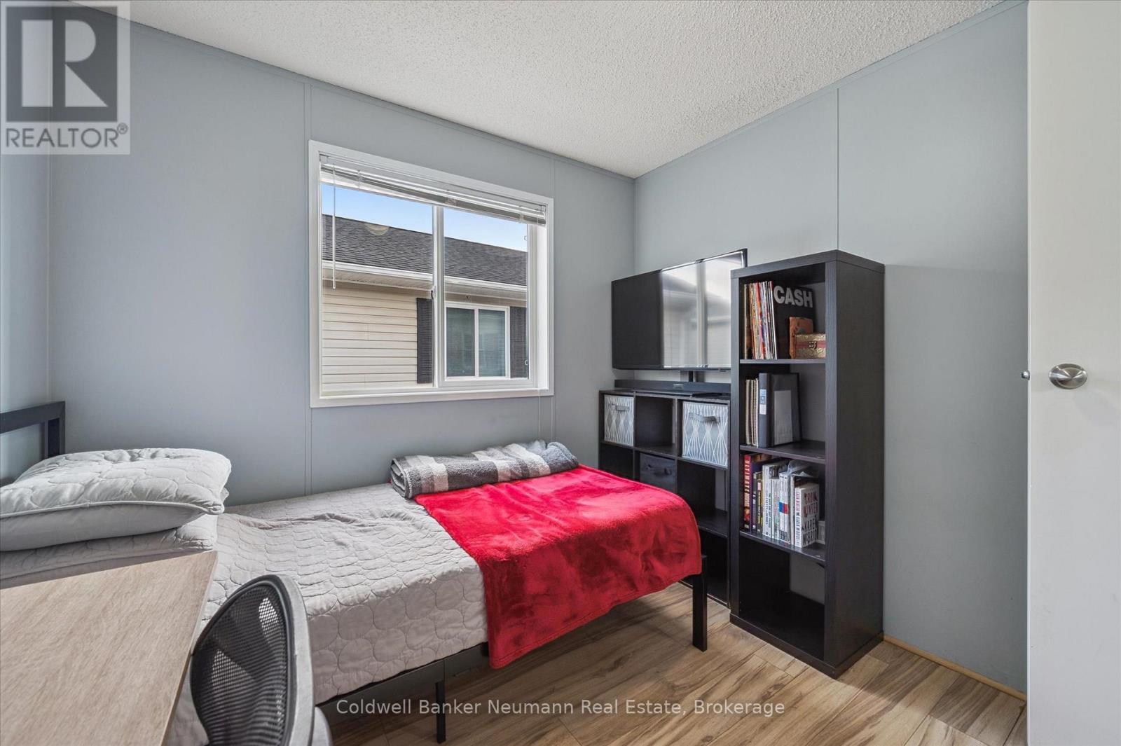 5 Walnut Way, Puslinch, Ontario  N0B 2J0 - Photo 12 - X13008722